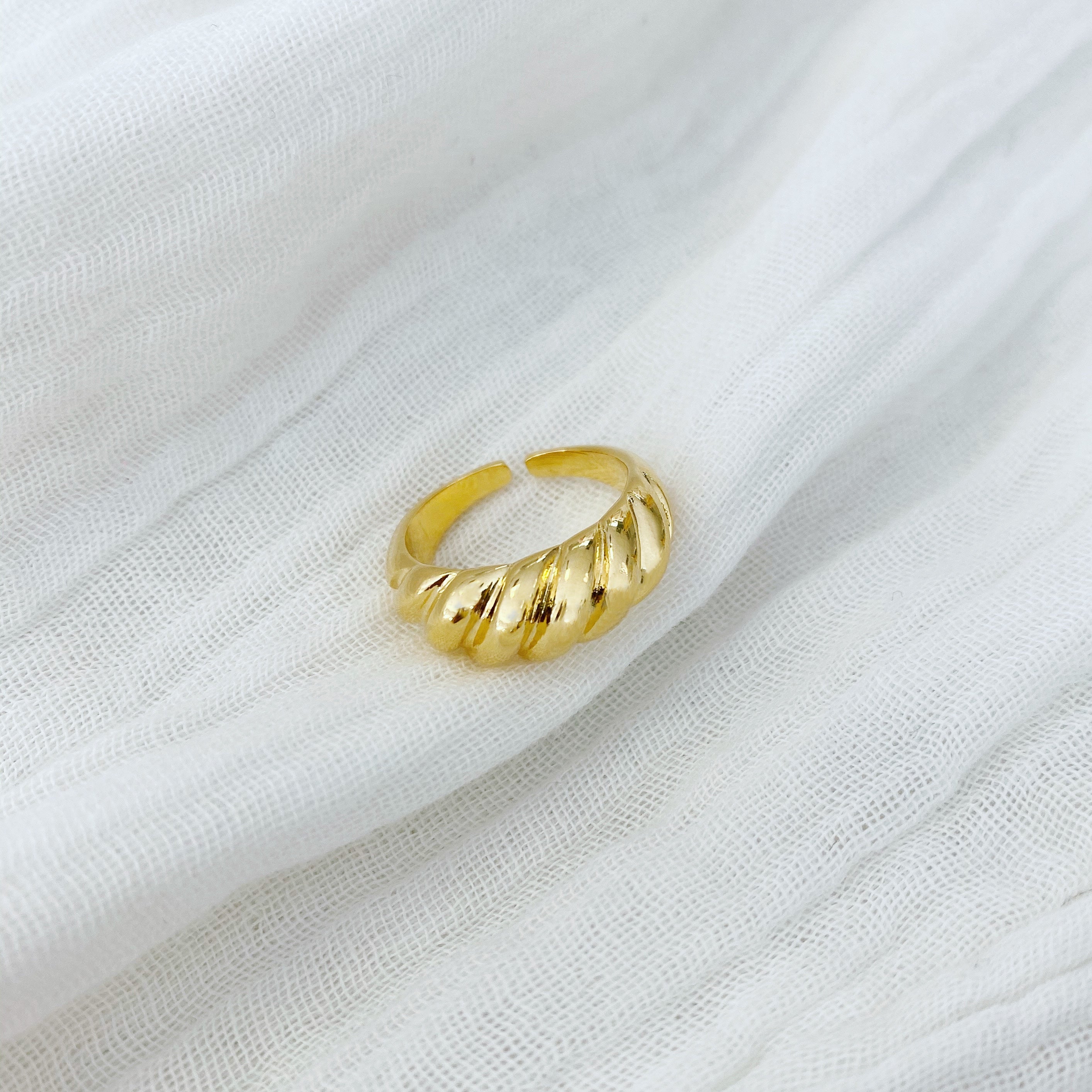 ALV jewels rings gold trendy jewelry