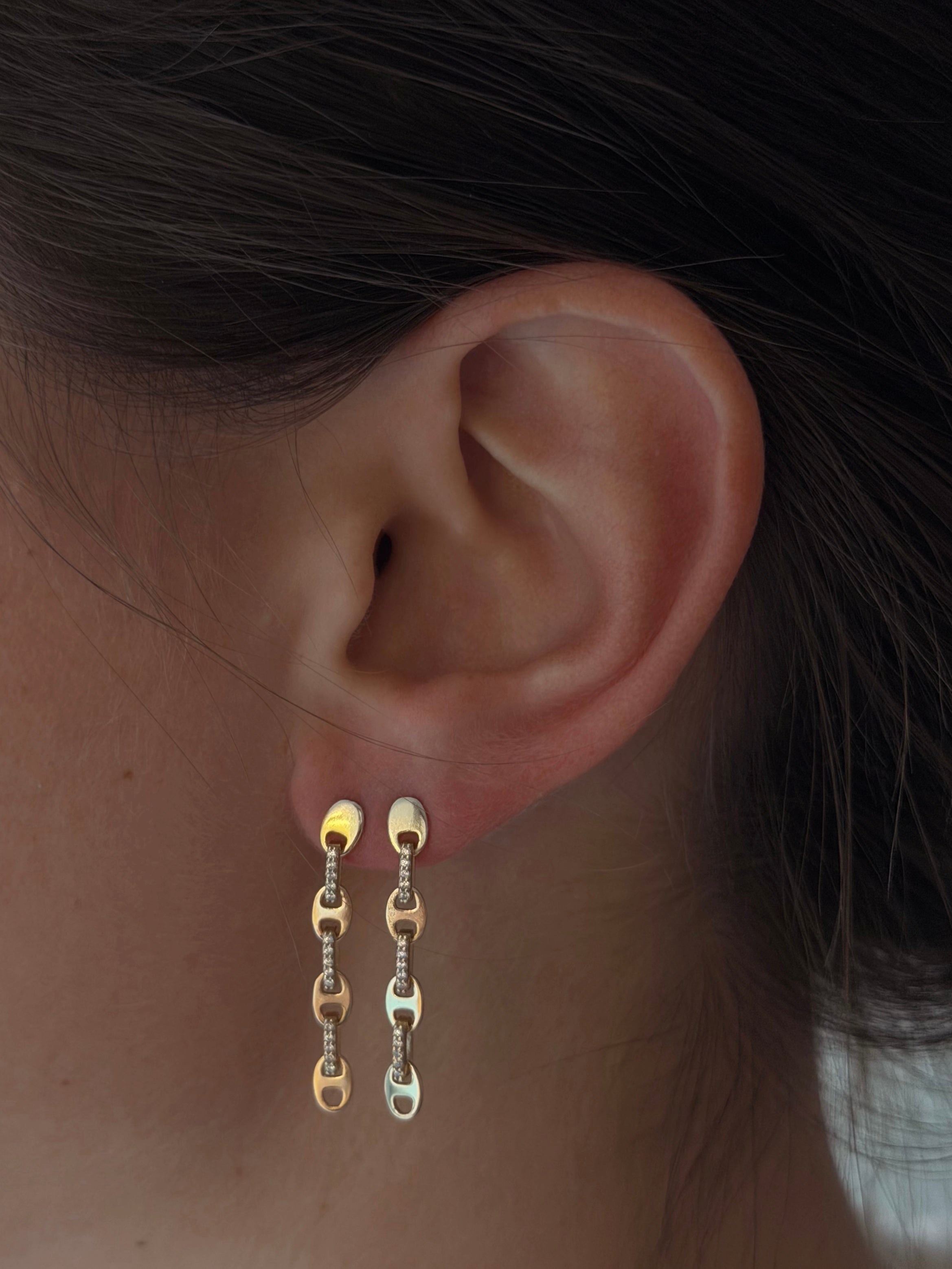 LILY DROP STUDS