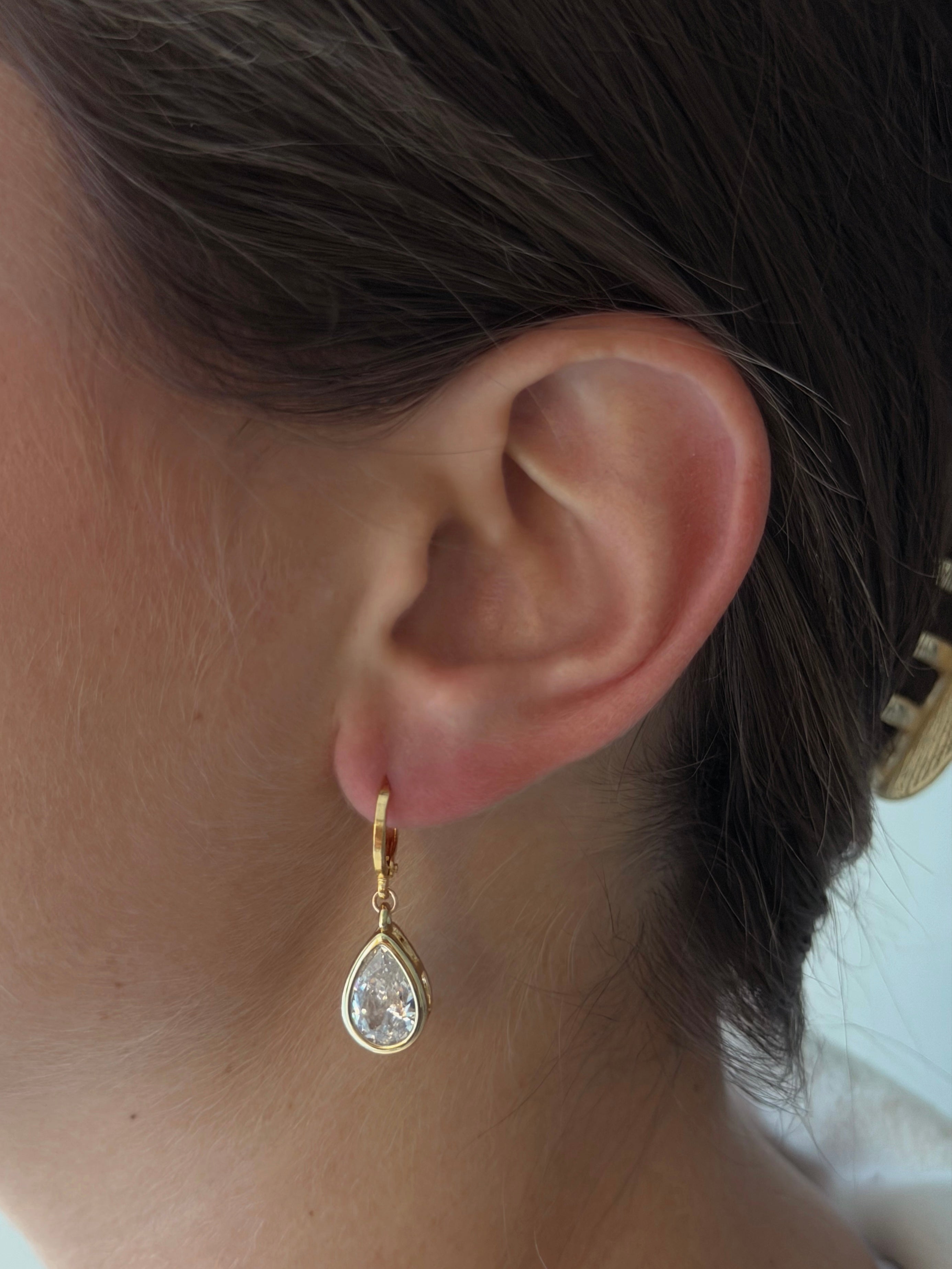 HOLIDAY PEAR HUGGIE HOOPS