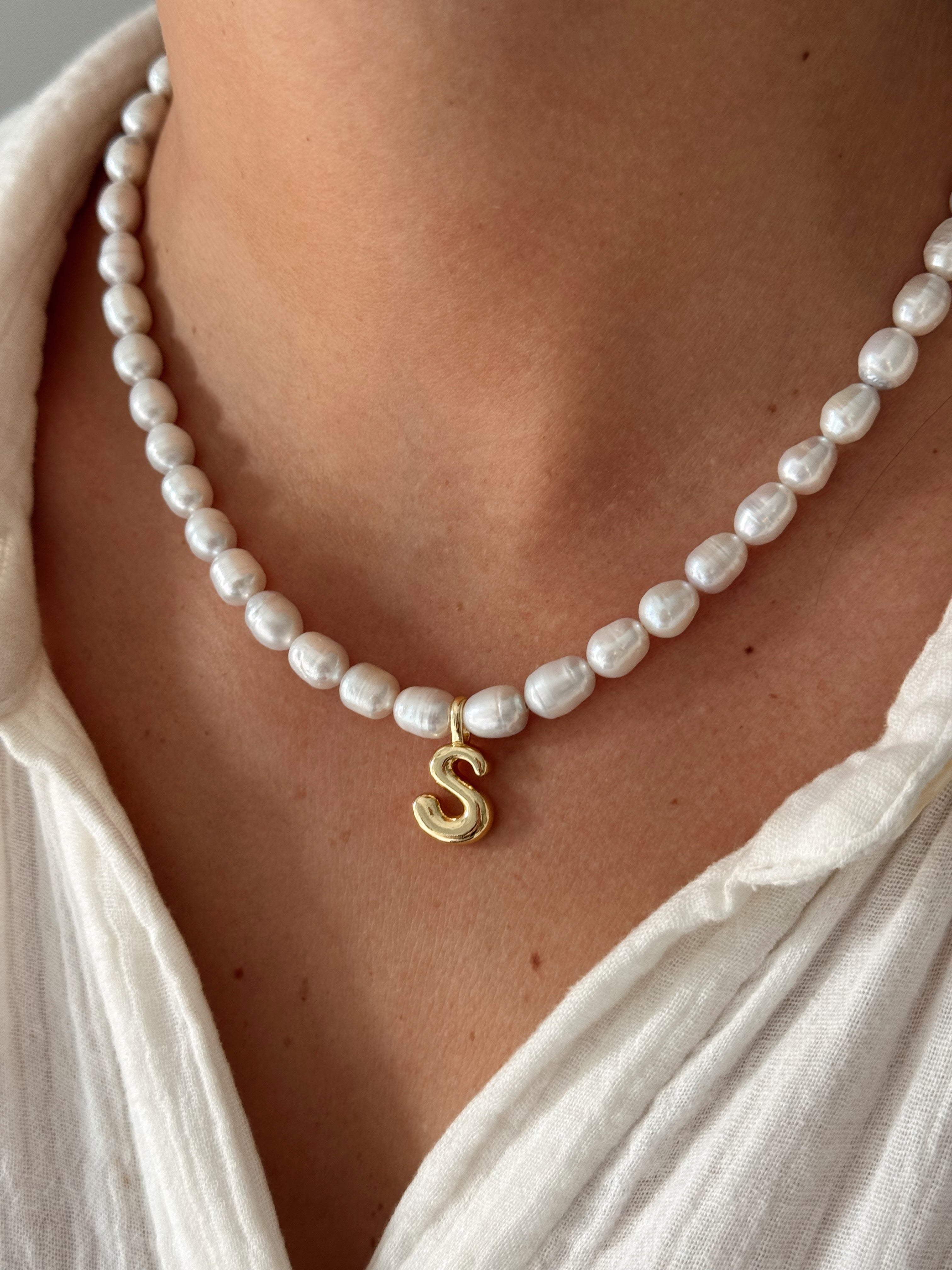 PEARL BUBBLE INITIAL NECKLACE 3