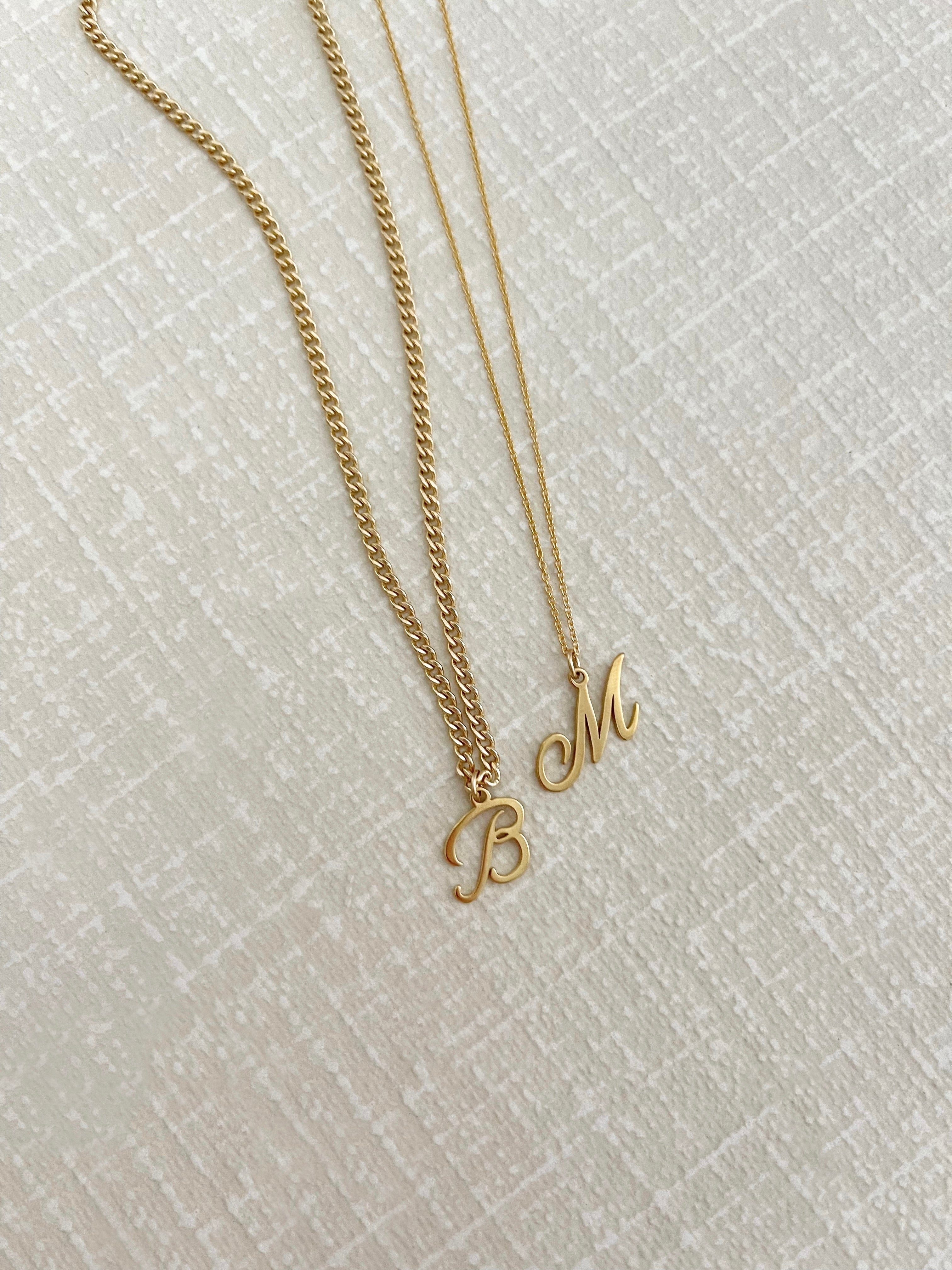 SCRIPT INITIAL NECKLACE – ALV Jewels